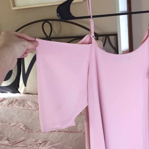 Angel Lady cold shoulder dress - NWT - Picture 3 of 4